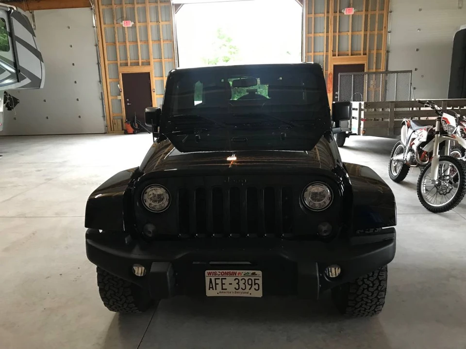 2017 Jeep JK Wrangler - Image 2 of 24