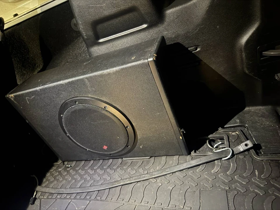 2020 Jeep JL Wrangler - Image 7 of 9