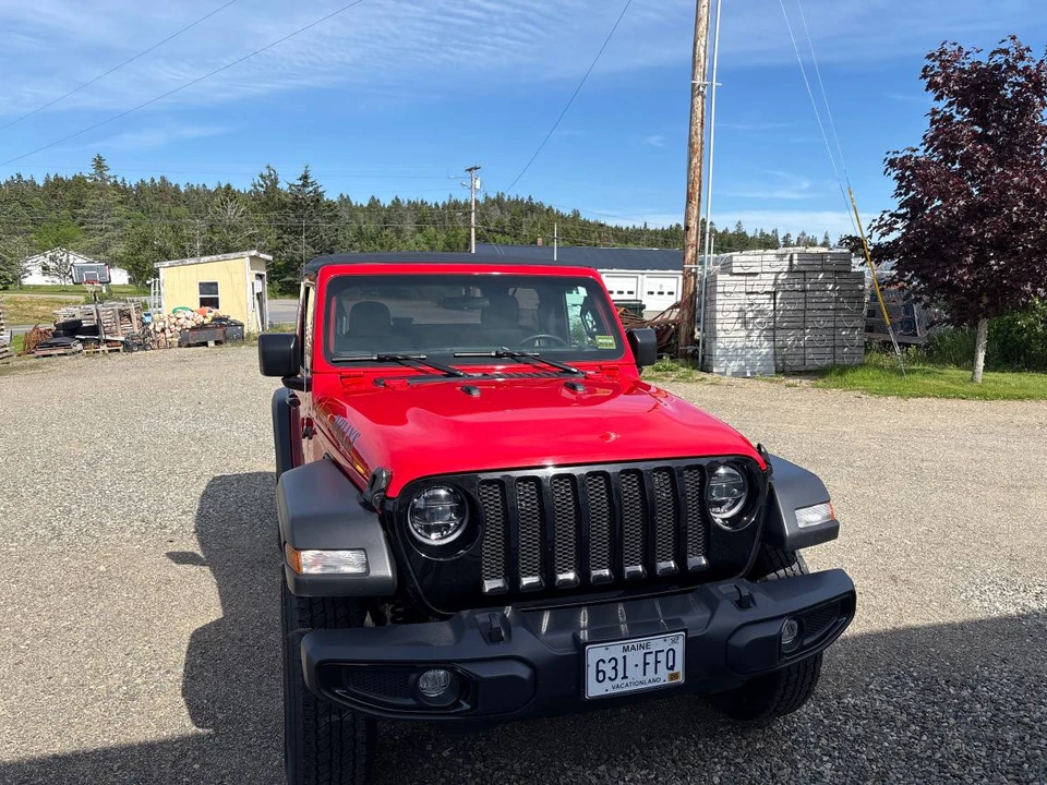 2023 Jeep JL Wrangler - Image 2 of 6
