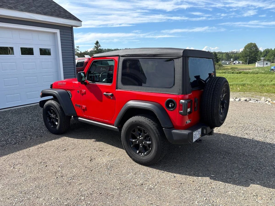 2023 Jeep JL Wrangler - Image 3 of 6