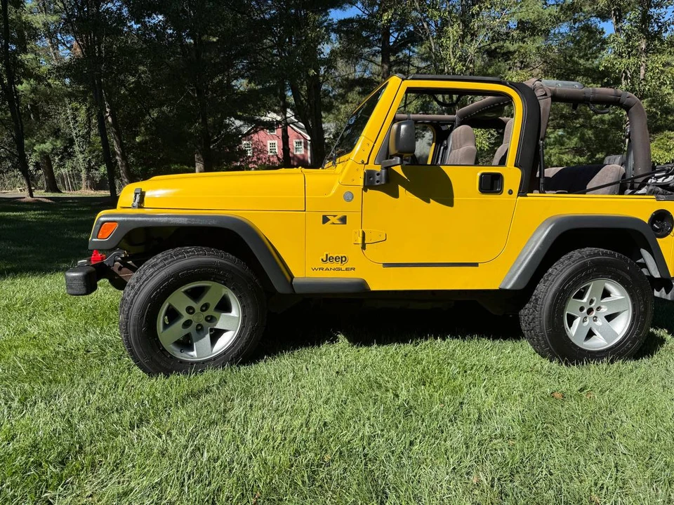 2004 Jeep TJ Wrangler - Image 2 of 24