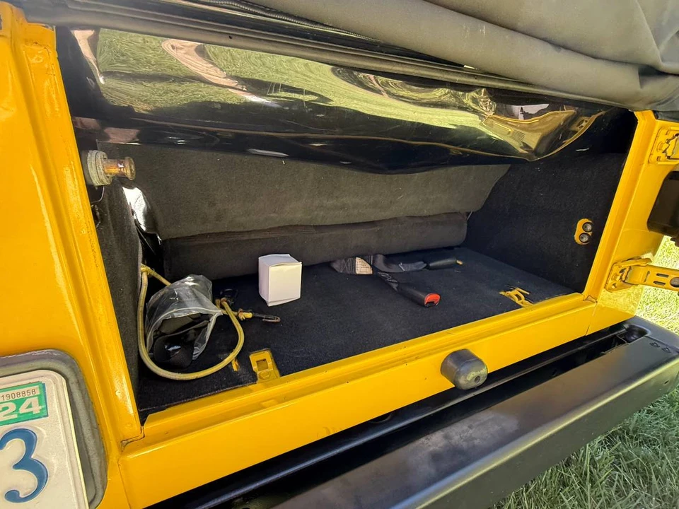 2004 Jeep TJ Wrangler - Image 15 of 24