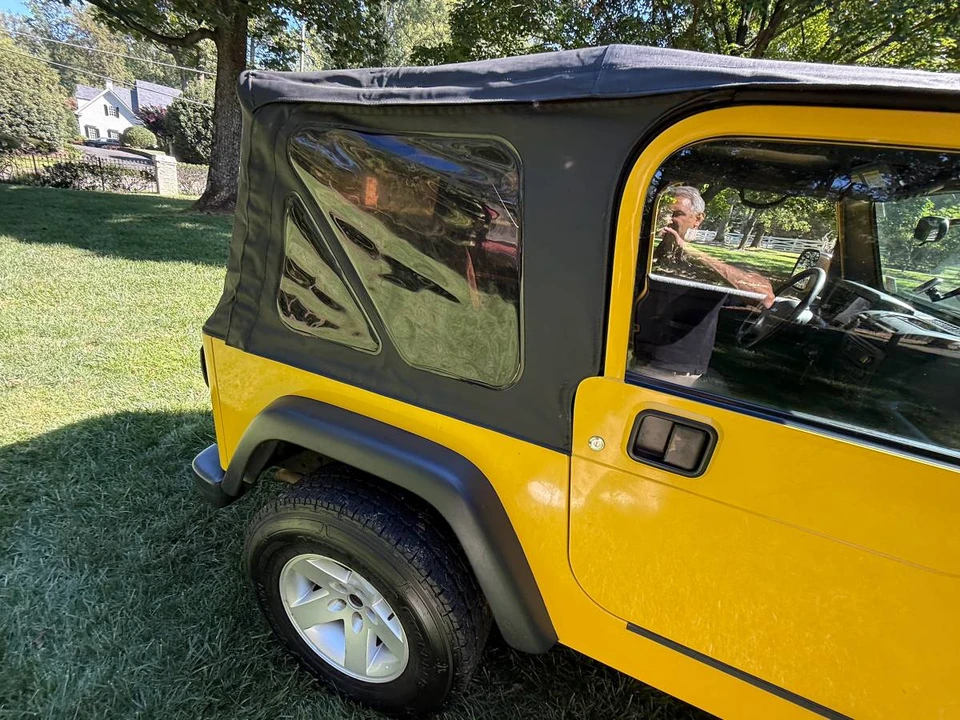 2004 Jeep TJ Wrangler - Image 19 of 24