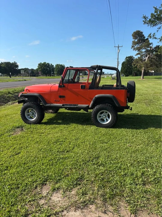 1993 Jeep YJ Wrangler - Image 2 of 9