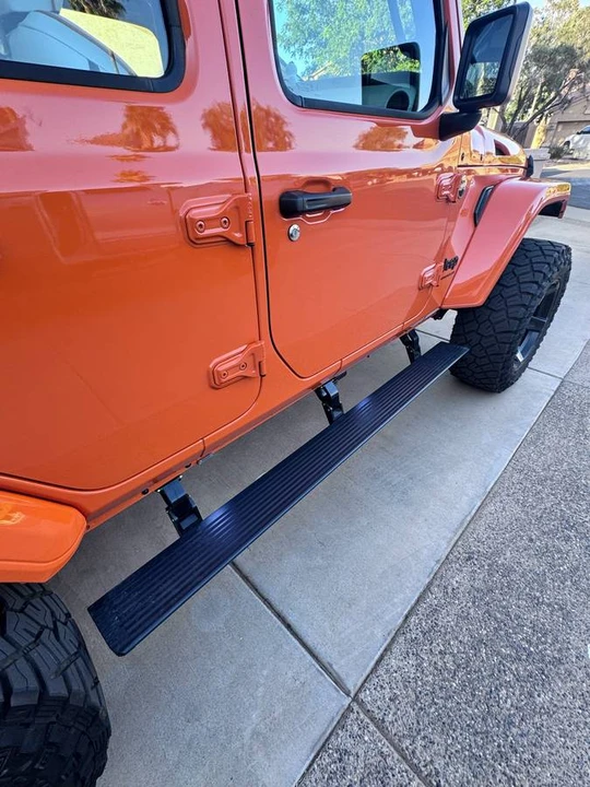 2026 Jeep JL Wrangler - Image 7 of 15