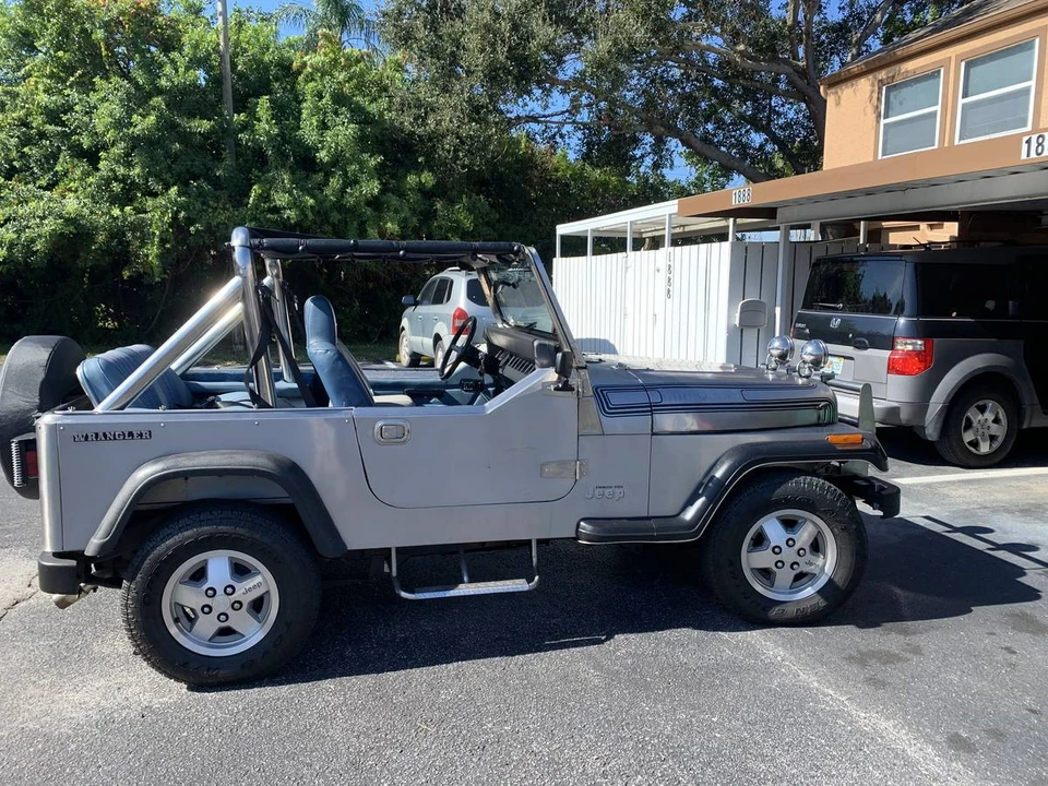 1987 Jeep YJ Wrangler - Image 4 of 16