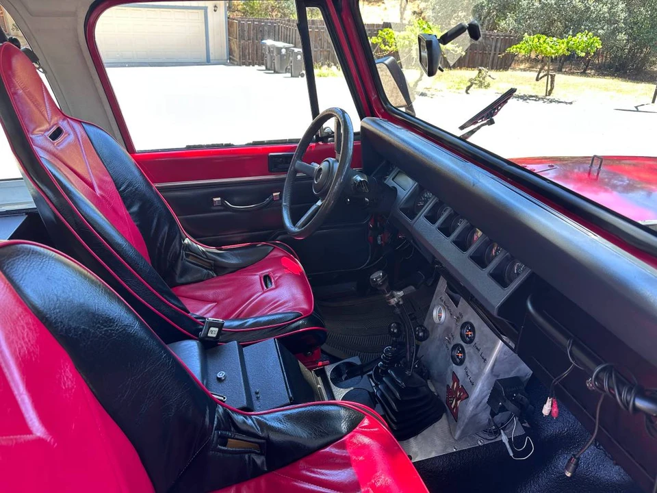 1992 Jeep YJ Wrangler - Image 4 of 10