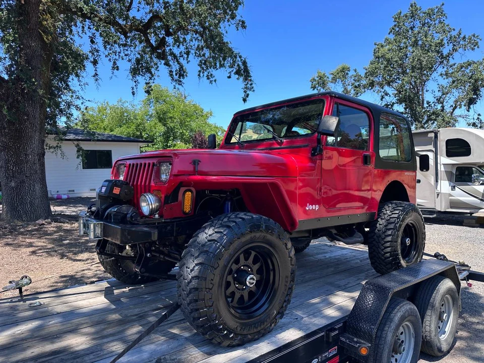 1992 Jeep YJ Wrangler - Image 8 of 10