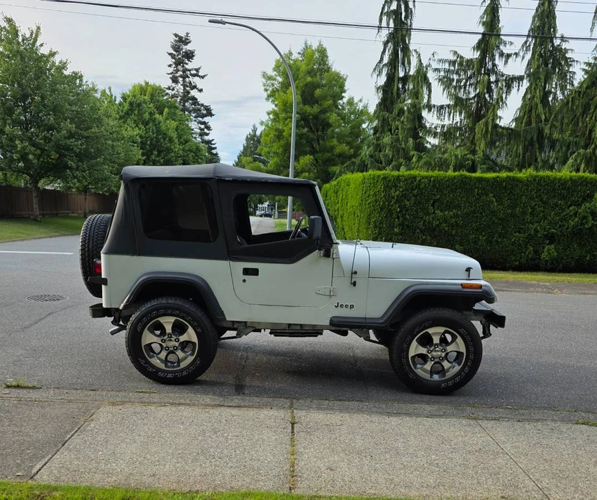 1992 Jeep YJ Wrangler - Image 2 of 8