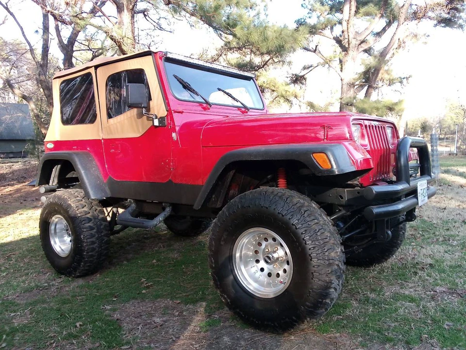 1982 Jeep Wrangler - Image 2 of 2