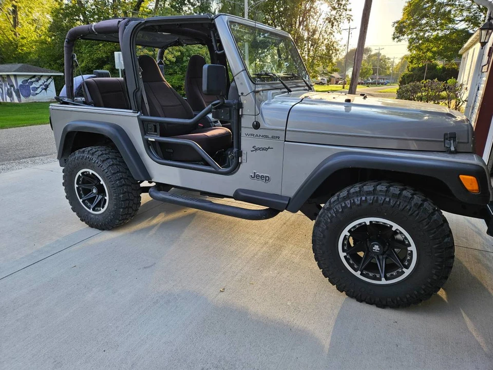 2002 Jeep TJ Wrangler - Image 2 of 5