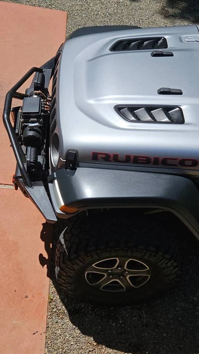 2020 Jeep JT Gladiator - Image 14 of 17