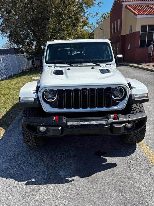 2024 Jeep JT Gladiator - Image 5 of 9