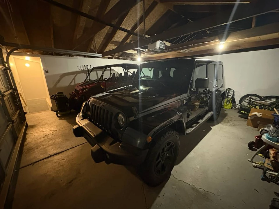 2016 Jeep JK Wrangler - Image 6 of 6
