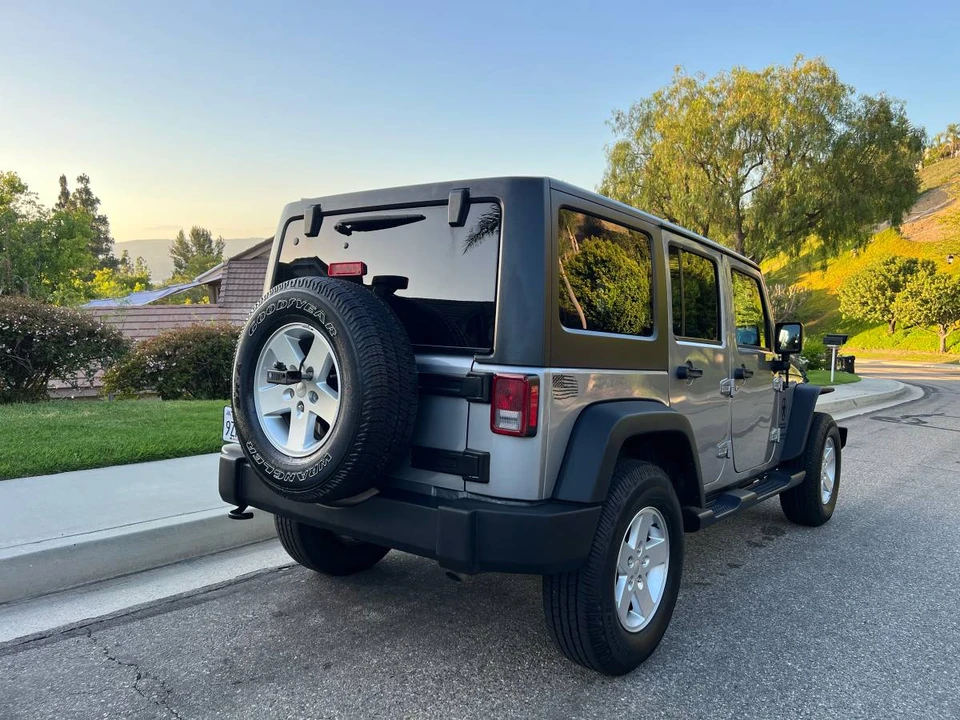 2017 Jeep JK Wrangler - Image 7 of 21