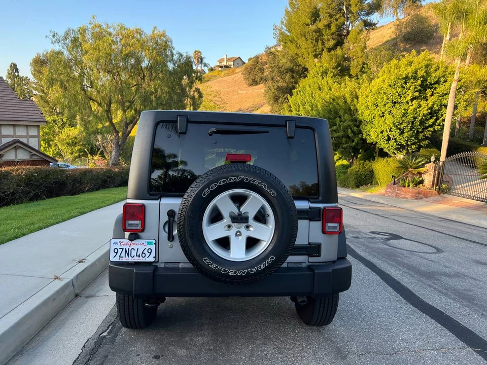2017 Jeep JK Wrangler - Image 6 of 21