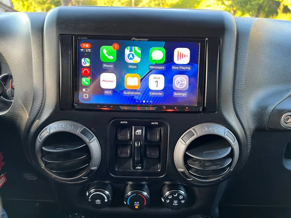 2017 Jeep JK Wrangler - Image 16 of 21