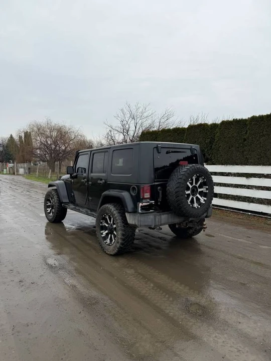 2010 Jeep JK Wrangler - Image 3 of 6