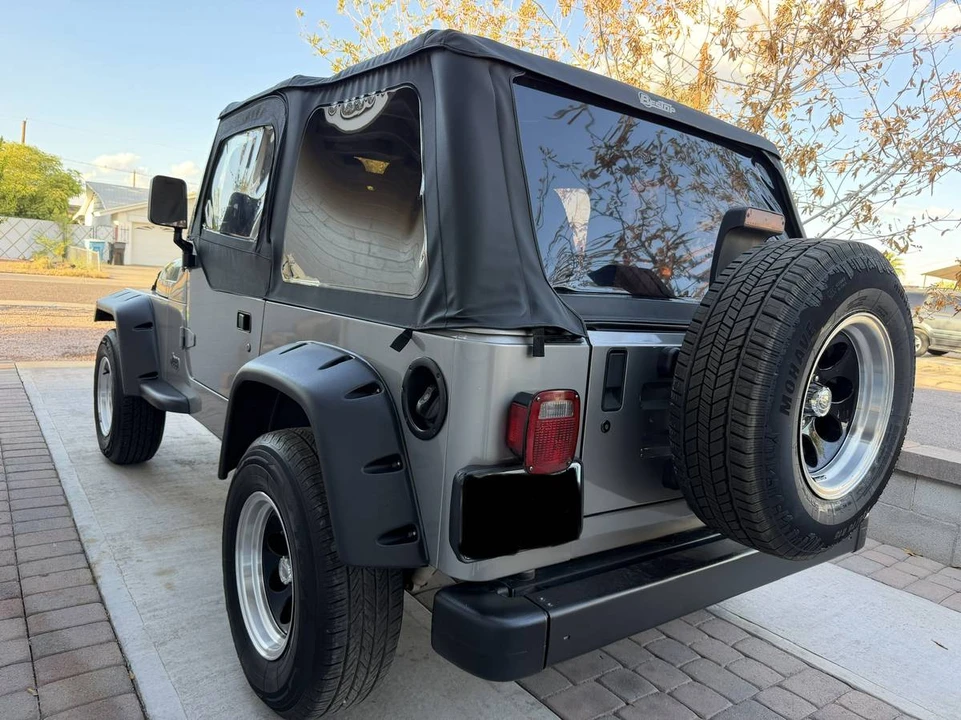 2001 Jeep TJ Wrangler - Image 9 of 15