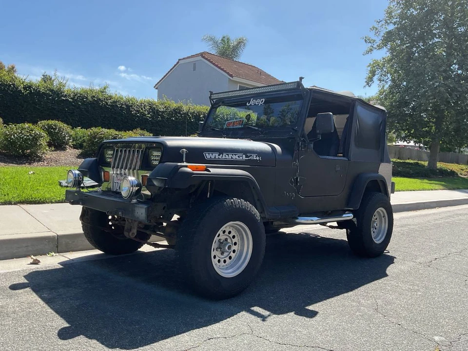 1993 Jeep YJ Wrangler - Image 5 of 6