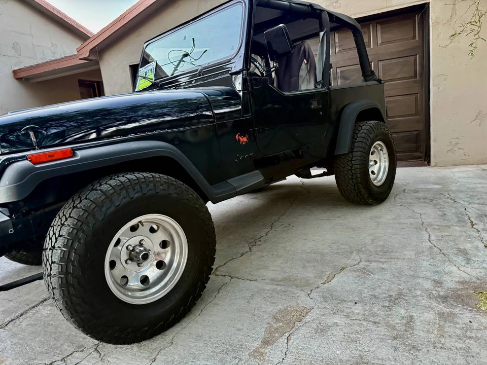 1994 Jeep YJ Wrangler - Image 8 of 20