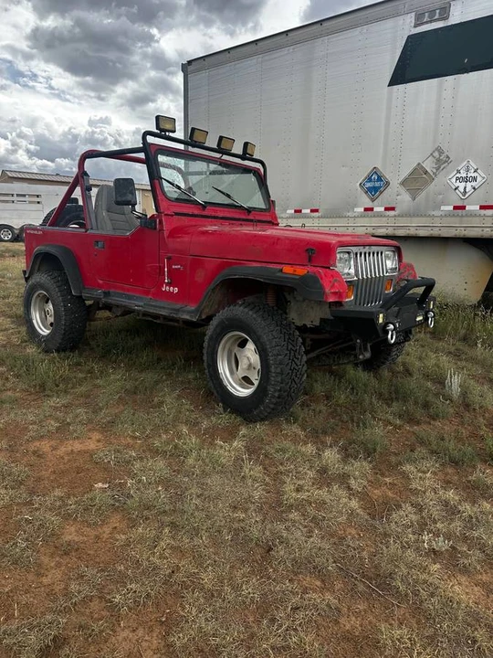 1991 Jeep YJ Wrangler - Image 4 of 5