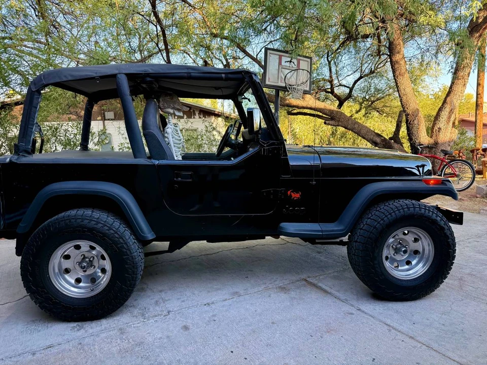 1994 Jeep YJ Wrangler - Image 4 of 20