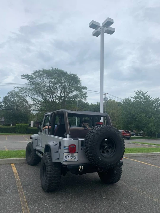2006 Jeep TJ Wrangler - Image 12 of 13