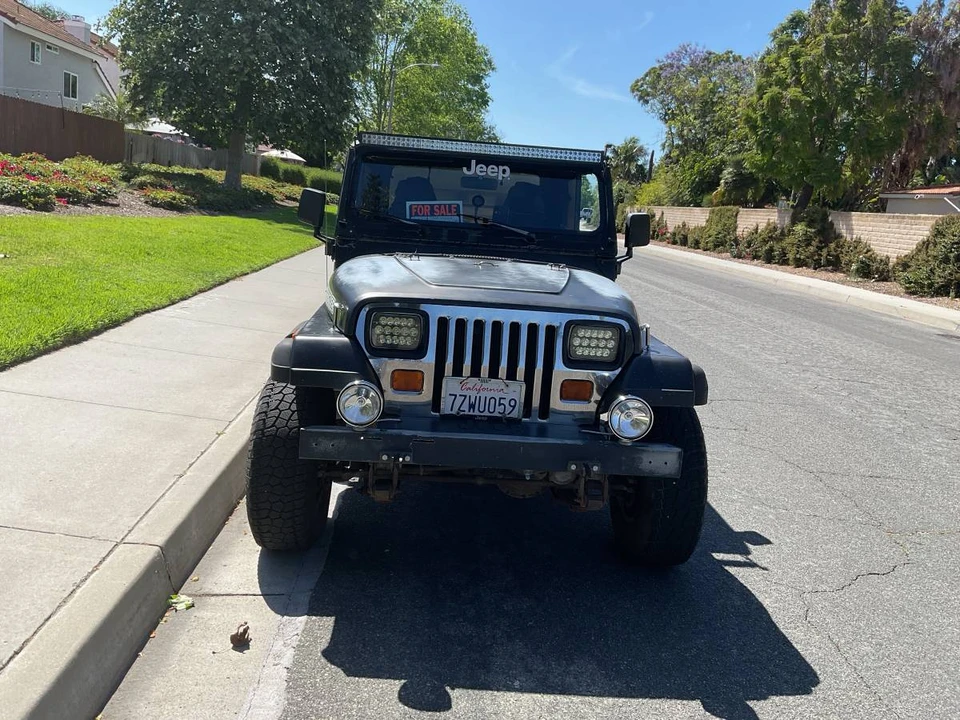 1993 Jeep YJ Wrangler - Image 6 of 6
