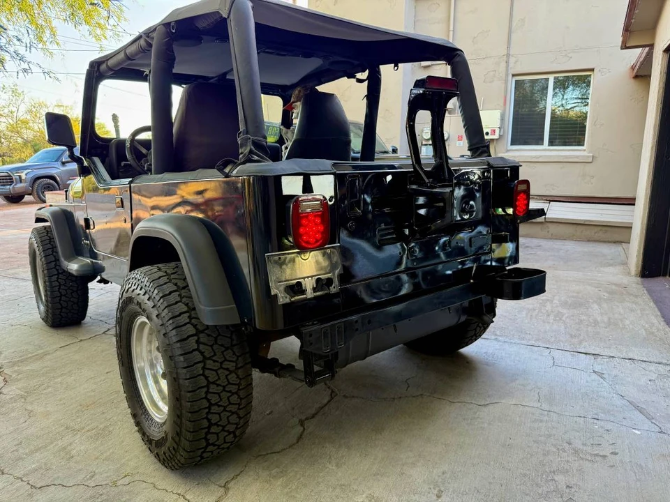 1994 Jeep YJ Wrangler - Image 5 of 20