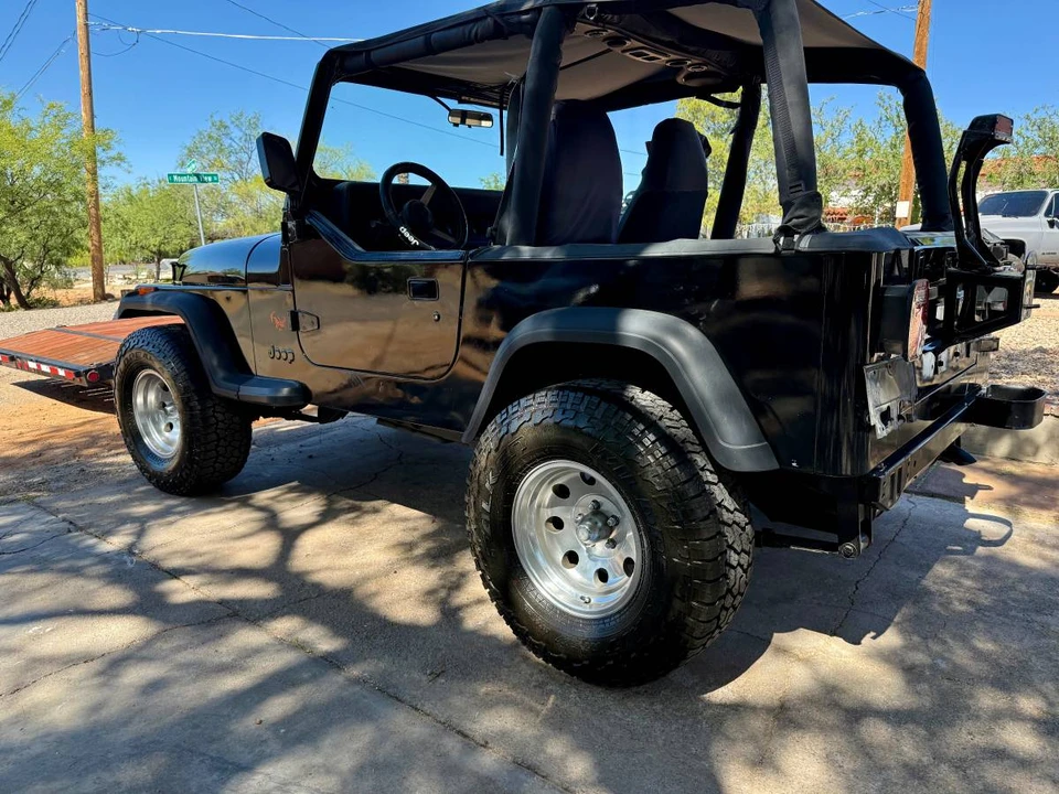 1994 Jeep YJ Wrangler - Image 19 of 20