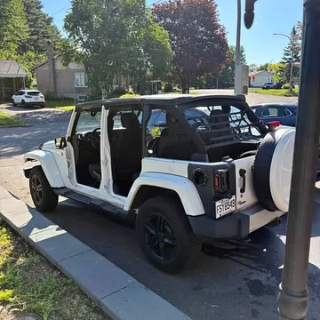 Jeep wrangler Sahara 2012