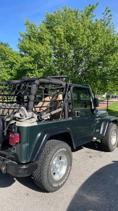 2002 Jeep TJ Wrangler - Image 15 of 16