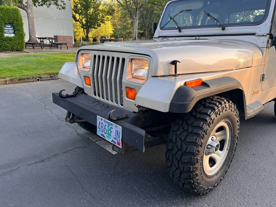 1995 Jeep YJ Wrangler - Image 5 of 12