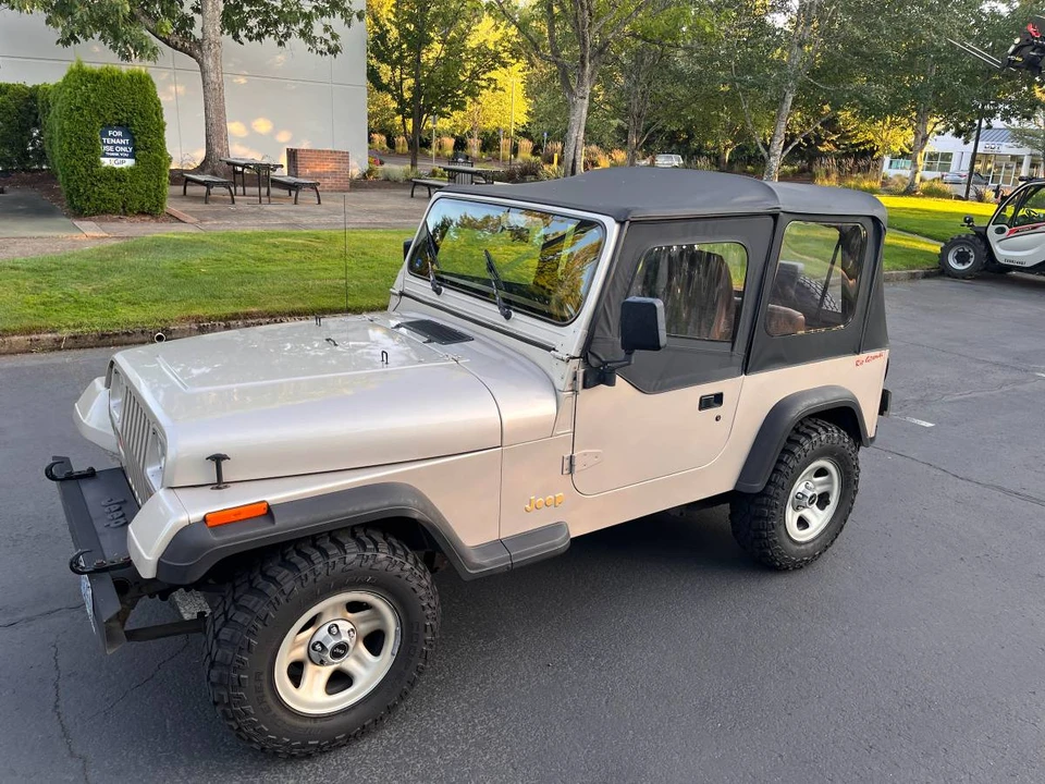 1995 Jeep YJ Wrangler - Image 7 of 12