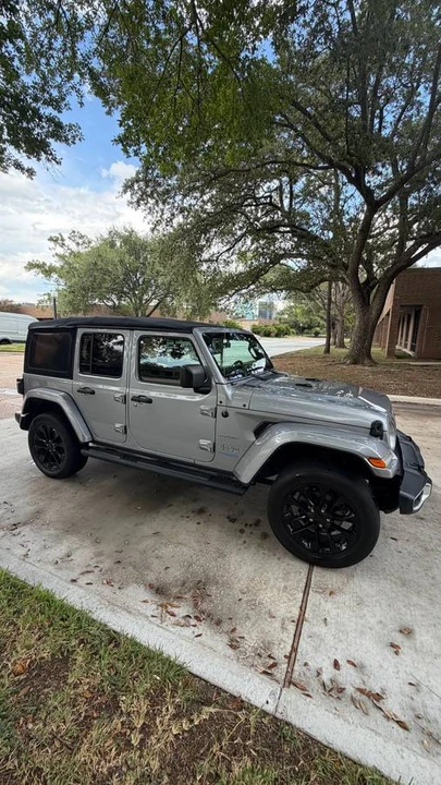 2021 Jeep JL Wrangler - Image 5 of 12