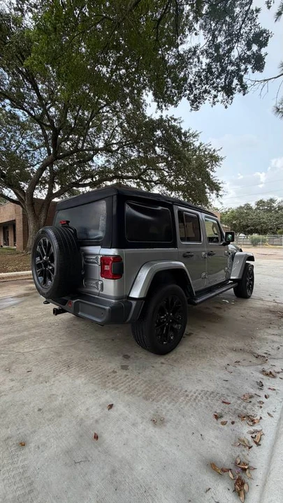 2021 Jeep JL Wrangler - Image 8 of 12