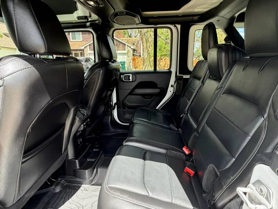 2019 Jeep JL Wrangler - Image 15 of 22