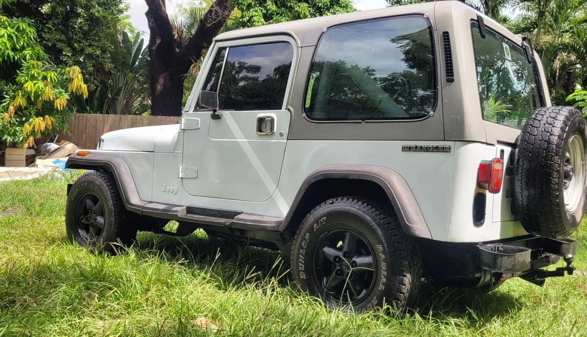 1990 Jeep YJ Wrangler - Image 5 of 23