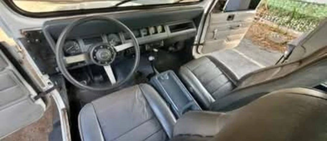 1990 Jeep YJ Wrangler - Image 15 of 23