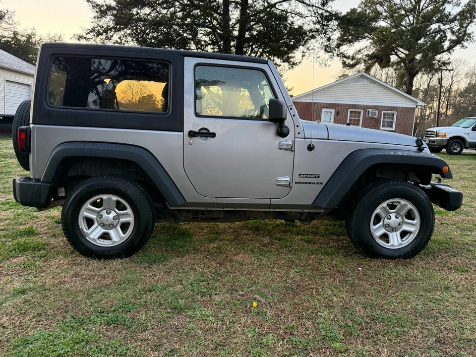 2014 Jeep JK Wrangler - Image 9 of 13