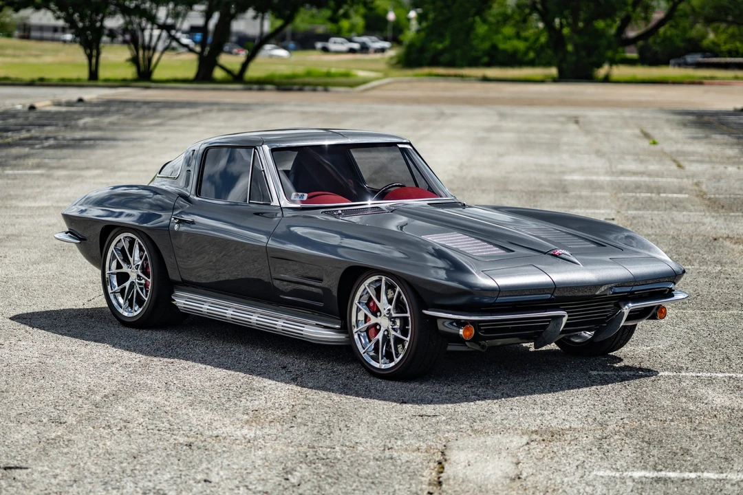 1963 Chevrolet Corvette C2 - Image 18 of 31