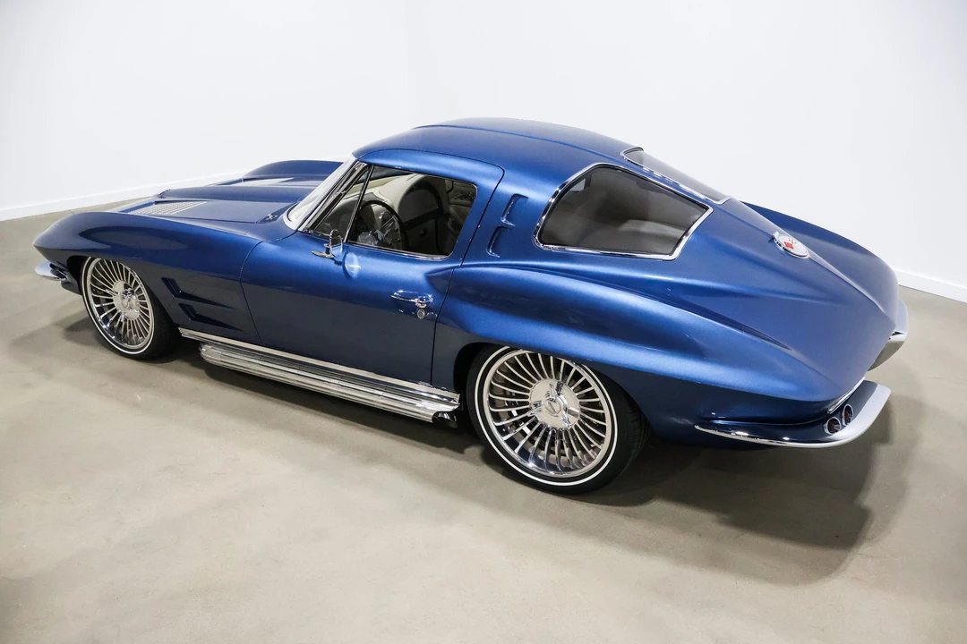 1963 Chevrolet Corvette C2 - Image 17 of 31