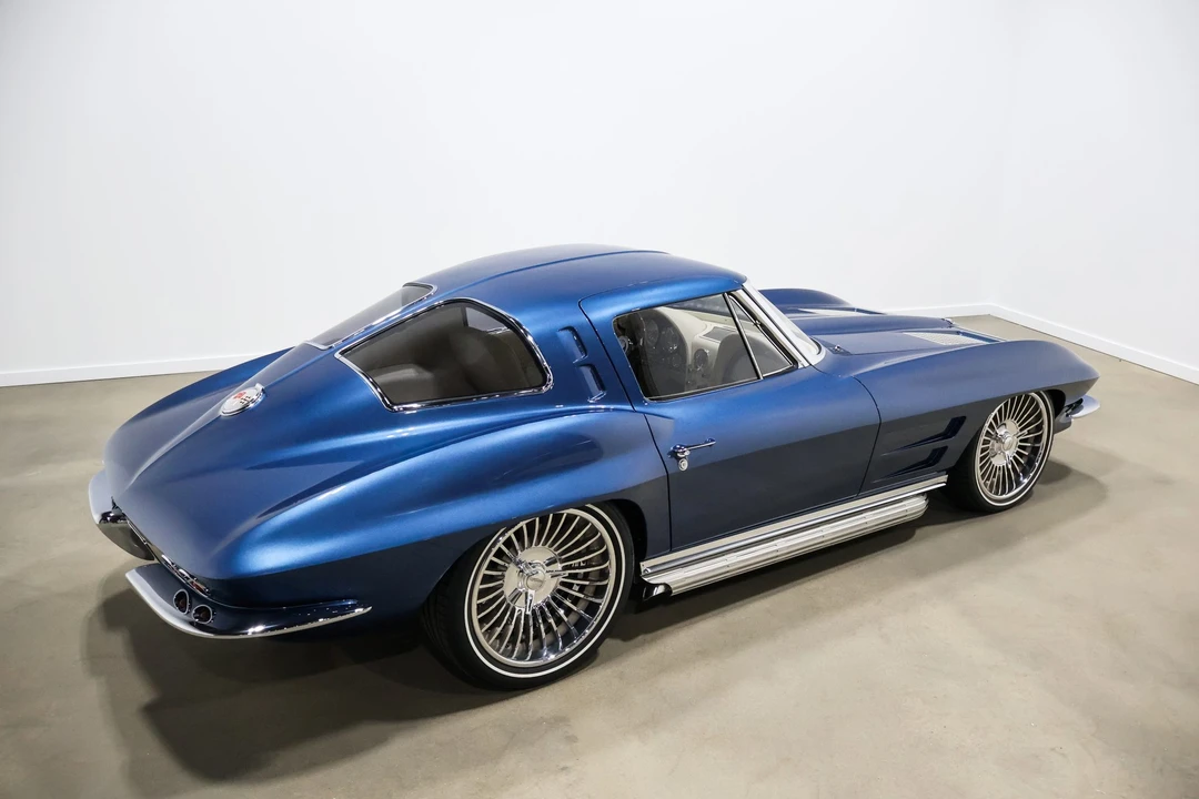 1963 Chevrolet Corvette C2 - Image 13 of 31