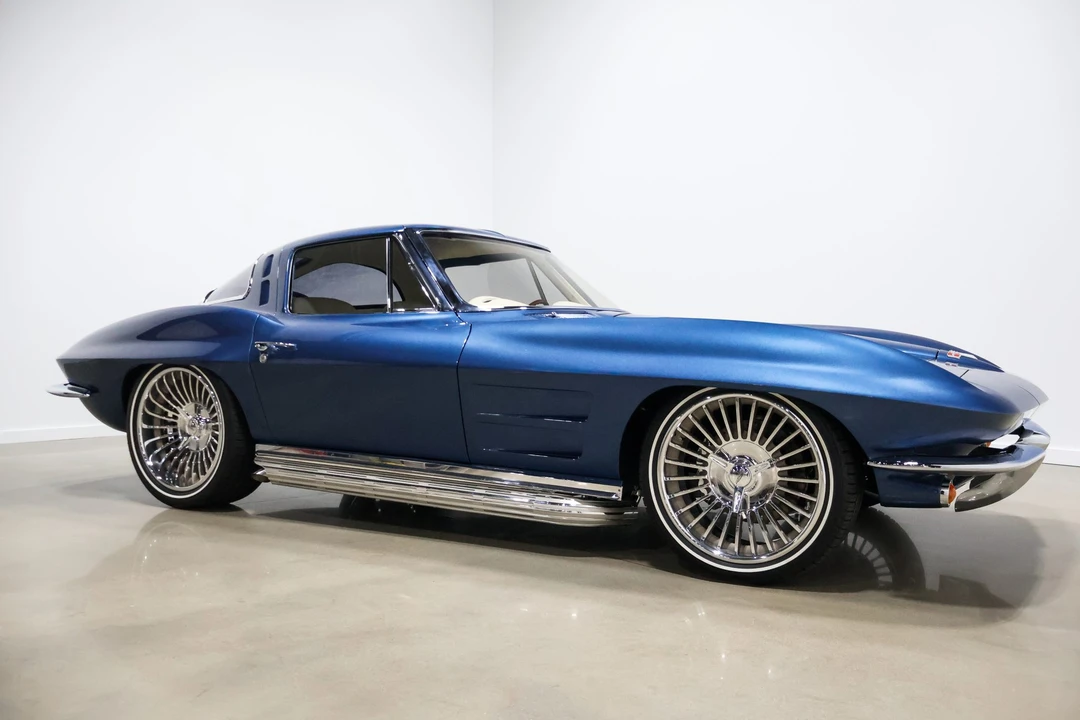 1963 Chevrolet Corvette C2 - Image 9 of 31