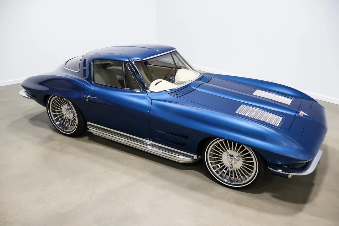 1963 Chevrolet Corvette C2 - Image 8 of 31