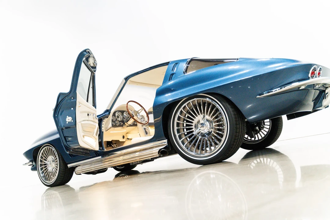 1963 Chevrolet Corvette C2 - Image 22 of 31