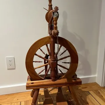 Jensen Tina II Spinning Wheel