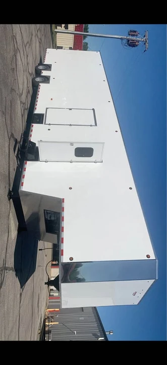 Jensen - Image 2 of 10