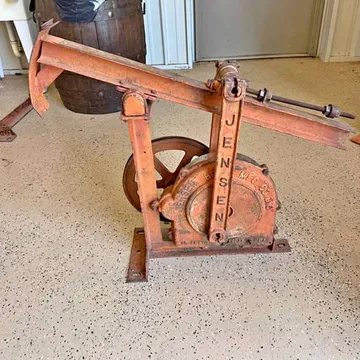 Jensen 13w Mini Pump Jack